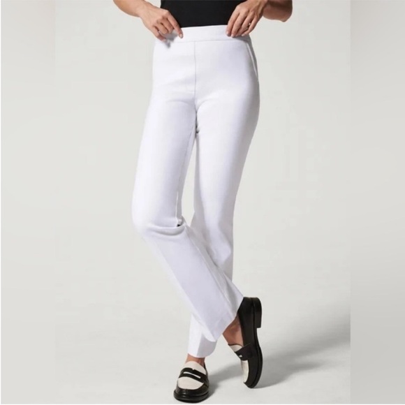 SPANX Classic White Kick-Flare Pants. Large. NWT.